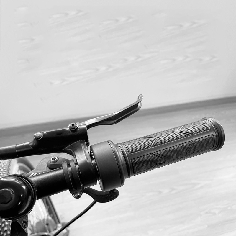 1 Pair of Bicycle Handle Electric Bike Lithium Battery Power