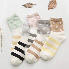 Jinny's Shoppe Cute Cotton Crew Funny Fuzzy Aesthetic Design Soft Novelty Knit Colorful Comfortable Warm Heart Ankle Socks for Women Teens Girls (Pastel Star)