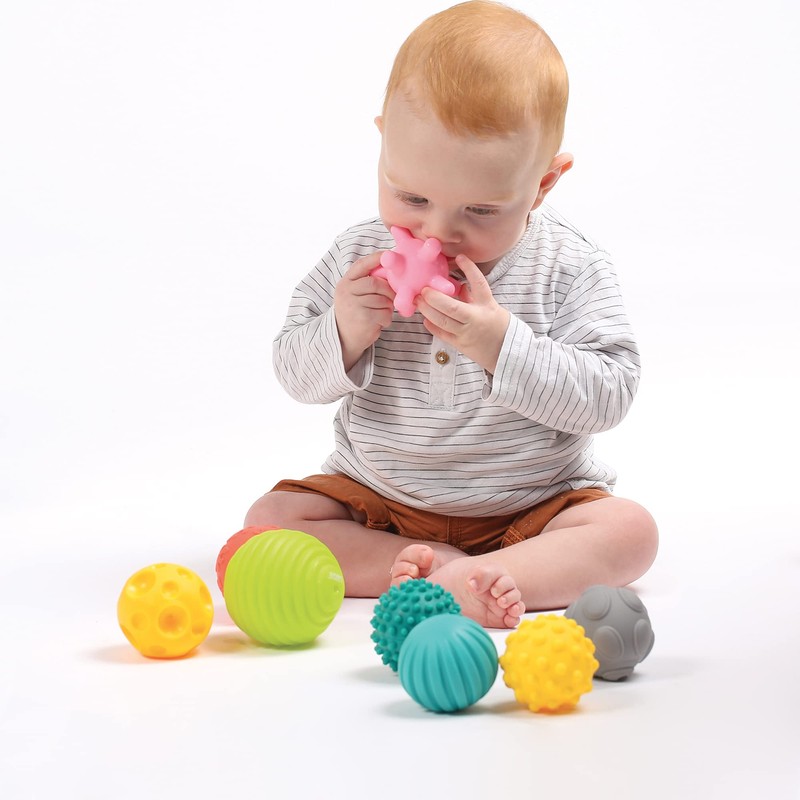 LUDI set of 8 balls for early development mixed sensory