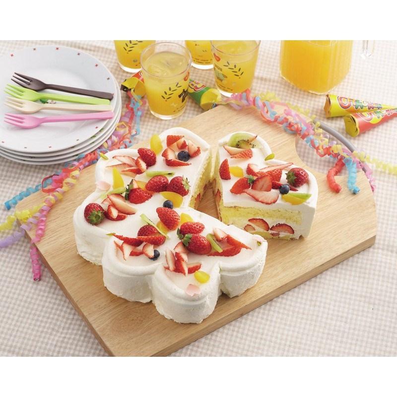 Pearl Metal D-1956 Edible Sweets Silicone 1/4 Heart Cake Mold,