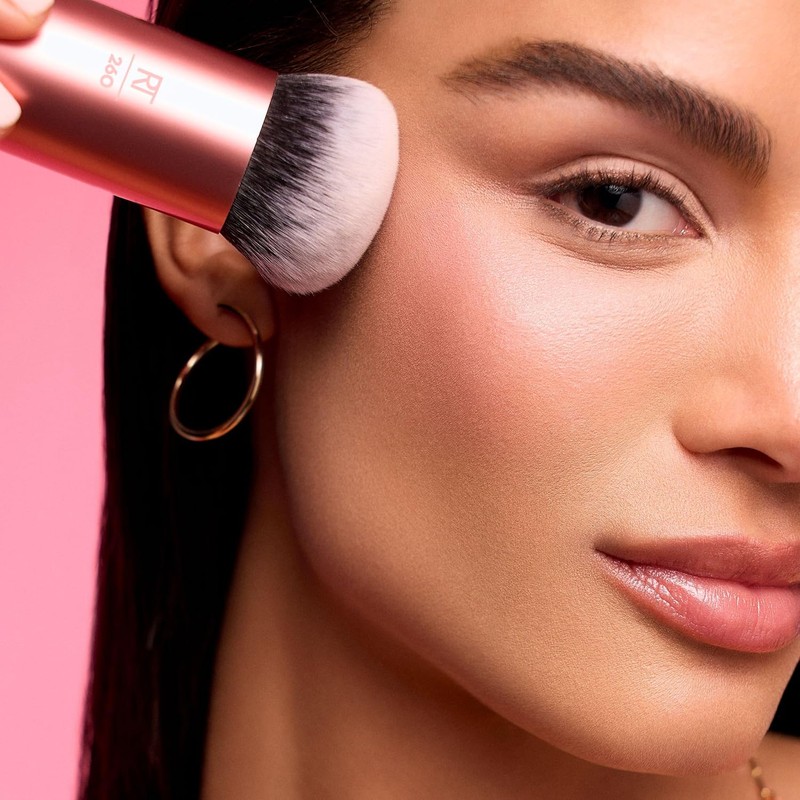 Real Techniques Bubble Blending Makeup Brush Multipurpose Foundation for Liquid