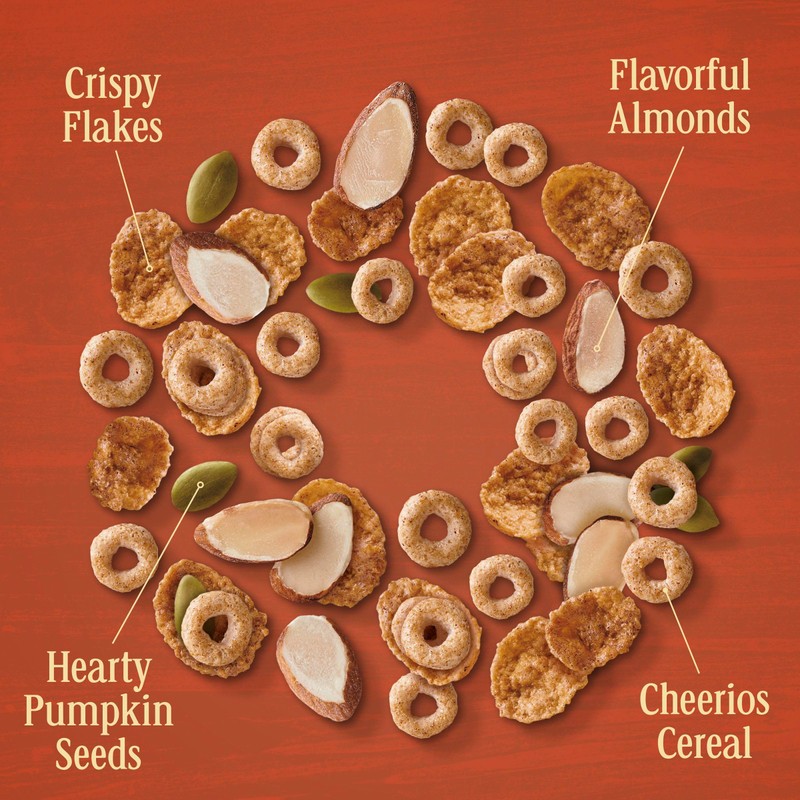 Cheerios Hearty Nut Medley Breakfast Cereal, Maple Cinnamon, Made with