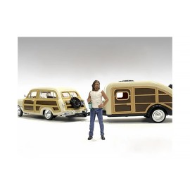 DCD "Campers" Figure 3 for 1/24 Scale Models by American Diorama