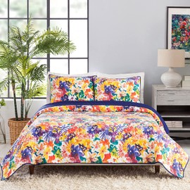 Makers Collective Garden in Bloom by CreativeIngrid Quilt and 2 Pillow Shams, Lightweight All Seasons Bedding, 3-Piece Quilt Coverlet Set, King, Purple