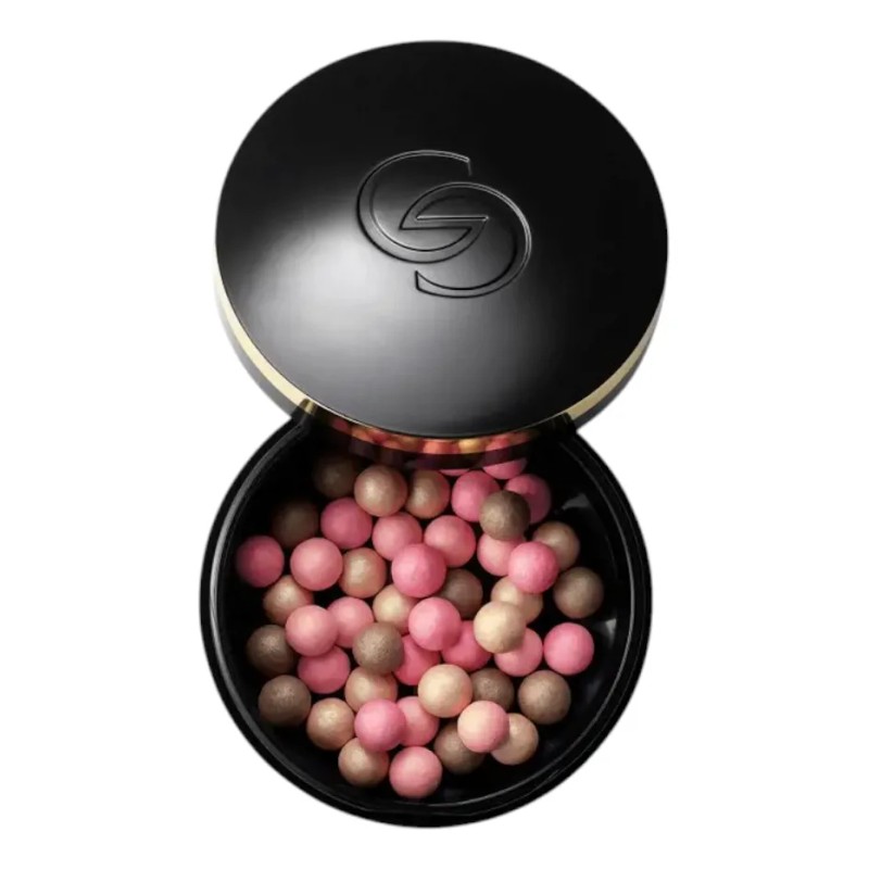 Perlas con Sérum Oriflame Giordani Gold Iluminador Glowy Rose