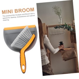 KOMBIUDA 1set Mini Dustpan and Broom for Desktop Cleaning Compact Brush and Dustpan Lightweight and for Home and Car Use Grey