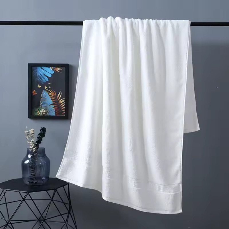 100% Cotton Bath Towel, 70 x 140 cm Large Soft