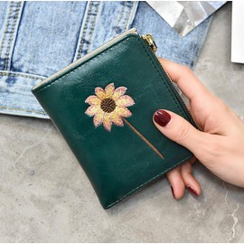 Oyccen Beautiful Women's Wallet with Zip Wallet Small Purse Girls Short Card Holder, Green, Classic