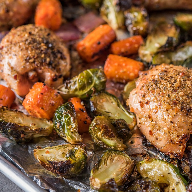 Lawry's 25% Less Sodium Garlic Salt With Parsley, 5.62 oz