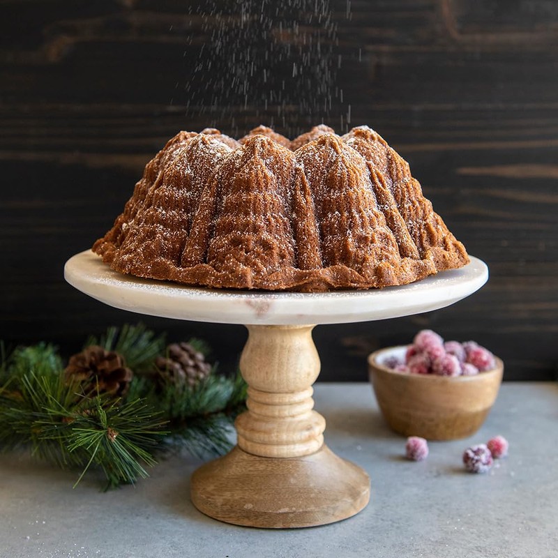 Nordic Ware Verry Merry Bundt