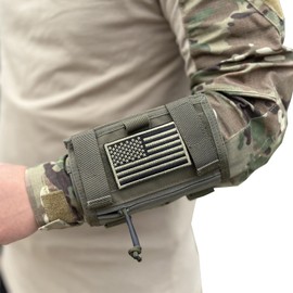Tactical Arm Sleeve Map Pouch Case Documets Holder Wrist Case Wrist Map Holder QB Wristband Map Case Military Arm PouchTactical USA Flag Patch (Ranger Green)