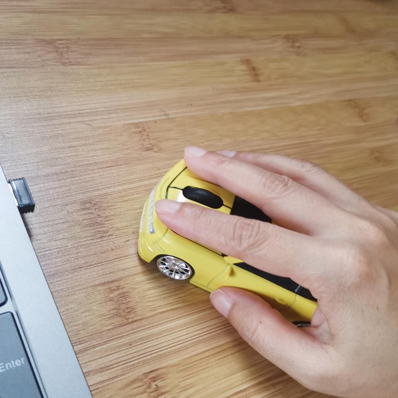 SDGSQHA Wireless Car Mouse - 2.4GHz Wireless, Cool Car Shape,