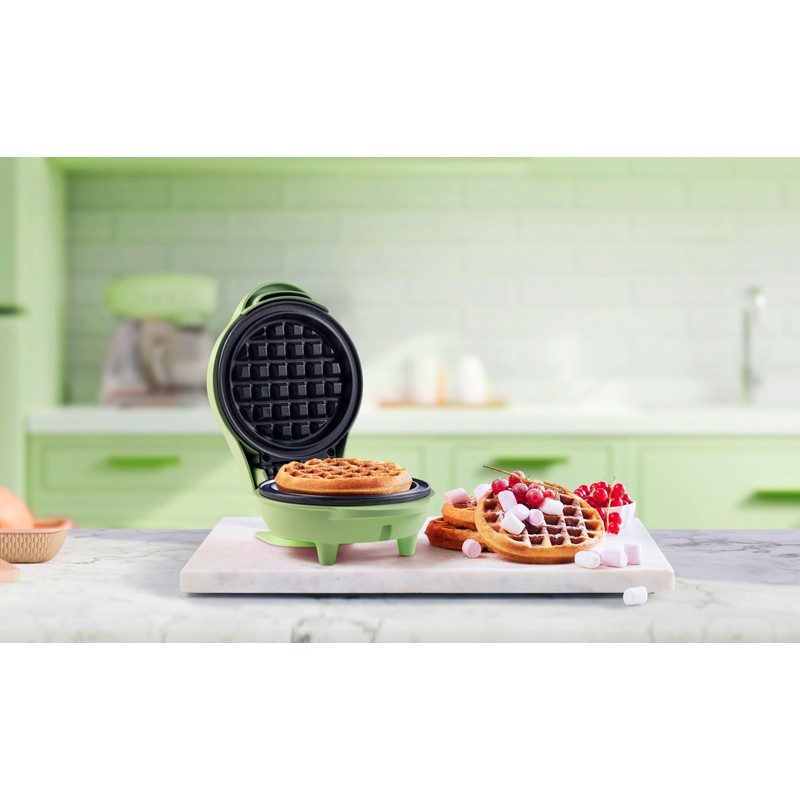 Bestron Mini Waffle Iron for Classic Waffles, Small Waffle Maker