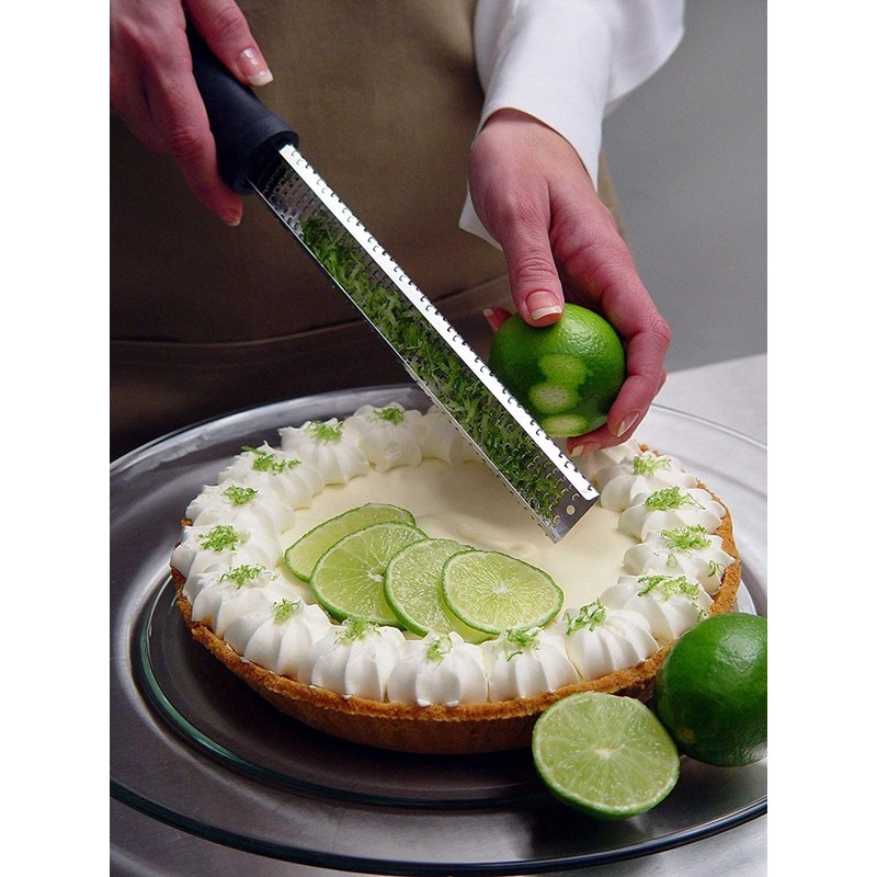 Microplane Classic Zester Grater, Black