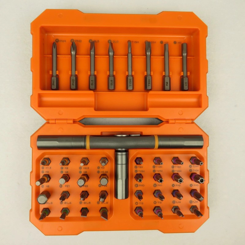 Saker 42 Piece Magnetic Multi Bit Ratchet Screwdriver Set T-Handle