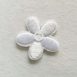 Wambere Pack of 10 flower appliqués, iron-on patches, iron-on patches, embroidered flower patches, iron-on patches, for DIY crafts, clothing decoration, white