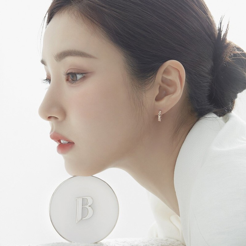 BANILA CO Covericious Ultimate White Cushion 14g (+Refill 14g) -