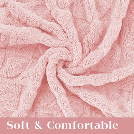 MACEVIA Fluffy Fleece Dog Blankets,Warm Soft Fuzzy Pets Blanket for Puppy,Small,Medium,Large Dogs and Cats,Plush Pet Throws for Bed,Couch,Sofa,Travel(24x29 Inch, Light Pinkt)