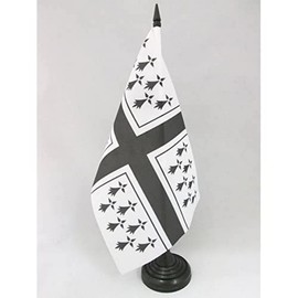 Brittany marine Table Flag 5'' x 8'' - nautical breton Desk Flag 21 x 14 cm - Black plastic stick and base - AZ FLAG