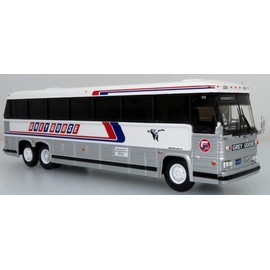 MCI MC12 Coach Grey Goose A Greyhound Canada Company 1:87-HO Scale Iconic Replicas New in The Box