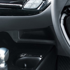 Tsuchiya Yac SY-C5, Multi-Socket Charging Box, Model-Specific Vehicle Accessories, for Toyota C-HR