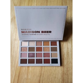 Eyeshadow Morphe x Madison Beer Channel Surfing Artistry Palette BNIB