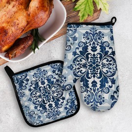 Mingnei Blue Porcelain Floral Oven Mitts and Pot Holders Sets, Blue Floral Heat Resistant Hot Pads Kitchen Decor for Cooking Baking BBQ, Blue Chinoiserie Flower Oven Glove Set Kitchen Decor Gifts
