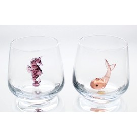 HeguSun Taza de vidrio 3D con bonita figura de animal en el interior, cifras de vidrio soplado a mano en el interior, taza sin tallo para vino, agua, leche, bebidas, 12 onzas (caballito de mar y ballena)