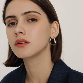 TGNEL Oval Twist Titanium Hoop Earrings for Women Men, Large Polished Infinity Wave U Shape Hoop Earrings Hypoallergenic for Sensitive Ears