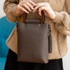 VITAFELICE Inb-90031p Women's 2-Way Pochette with Wood Handle, coffee