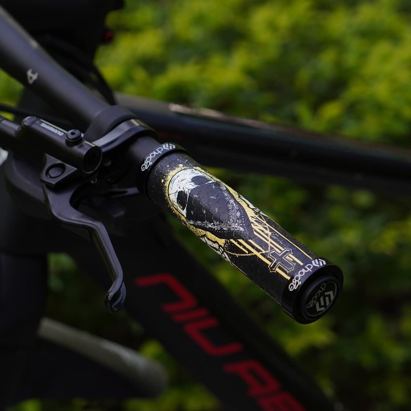Chooee 3D Mountain Bike Bicycle Grips MTB Bicycle Handlebar Grips
