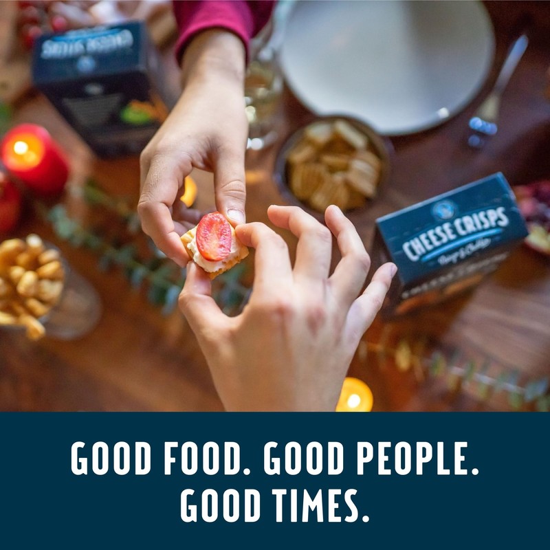 John Wm. Macy - Chipotle & Cheddar CheeseCrisps - Hand