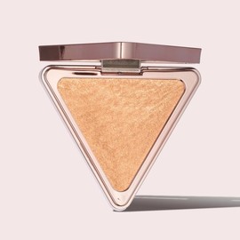 Aim High Pressed Highlighter Powder - Color: Fearless