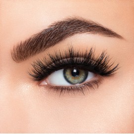 LILLY LASHES 3D Mink Eyelashes in style Miami