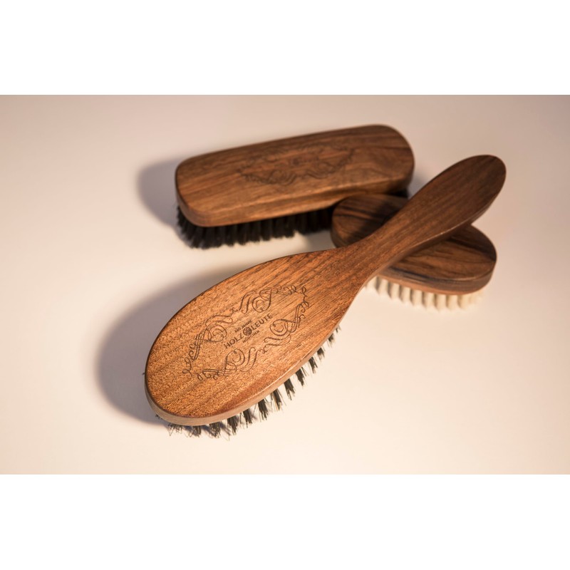 Holz-Leute 1 Hair Brush with Natural Bristles, a Brush Made