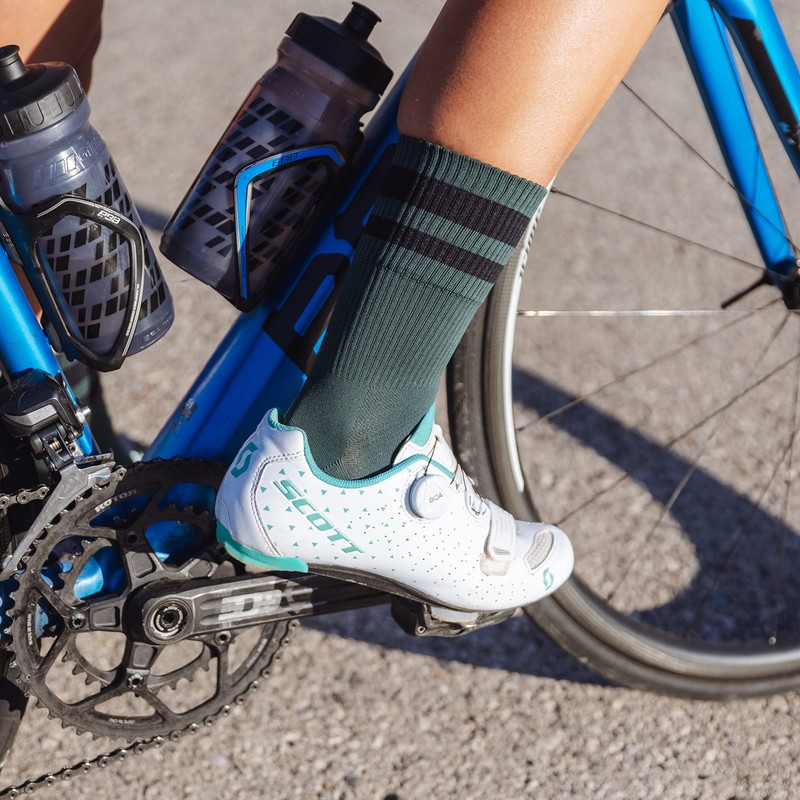 GripGrab Original Stripes Crew Style 70s Retro Summer Cycling Socks
