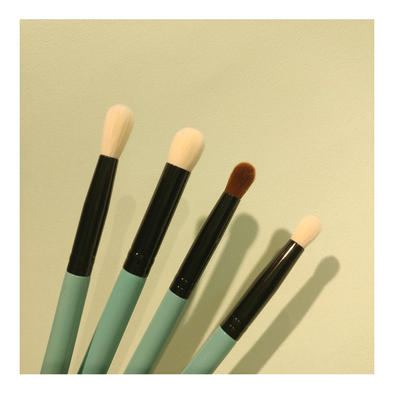Eyeshadow Brush (Cylindrical) - Base & Nose Shading (Cylindrical) /