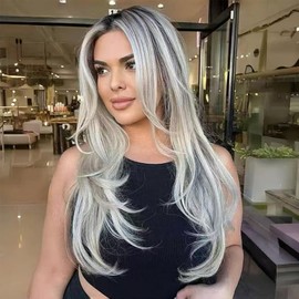 Jolelyne Ombre Platinum Blonde Wig Layered Wavy Synthetic Mixd Ash Blonde Wigs with Curtain Bangs for Black White Women Long Ombre Light Brown Natural Wavy Layered Butterfly Haircut
