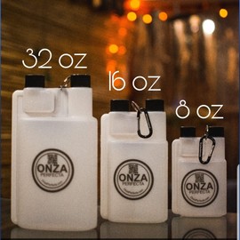 Onza Perfecta 32 oz Contenedor de plastico con taza medidora 32 oz / 946 ml. Mosqueton incluido. ENVIO GRATIS.