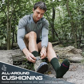 Merino Wool Compression Anti-Blister Hiking Socks Outdoor Walking Crew Socks for Men Women, Thick Warm Winter Cushioned Socks, Seamless Toe Breathable Moisture Wicking, (3 Pairs)