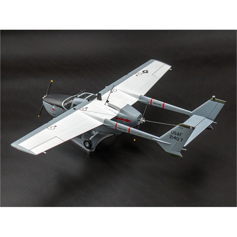 ICM ICM48290 1:48-Cessna O-2A Skymaster (Recon.)