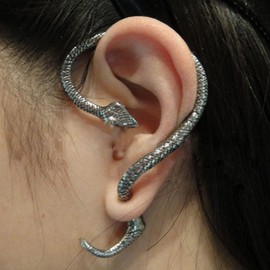 Yheakne Punk Snake Cuff Earrings Silver Snake Ear Climber Earrings Cartilage Ear Crawler Gothic Serpent Clip on Wrap Earrings Jewelry for Women and Teen Girls
