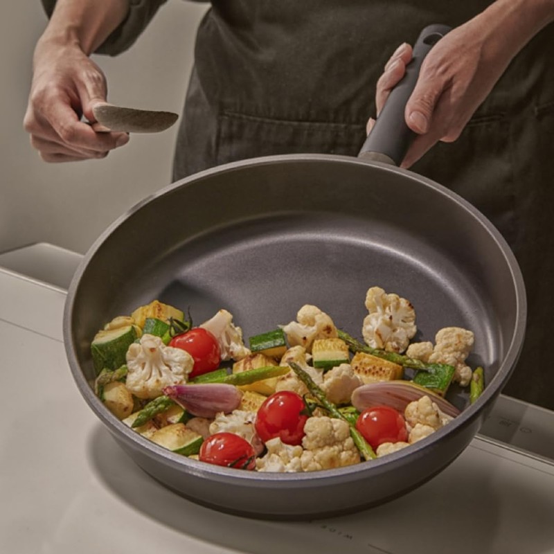 CUCKOO 11 in Kyndell Nonstick Ceramic Frying Pan, Induction Compatible