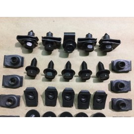 Auveco Fender Bolts & U Nuts 5/16-18 x 7/8" x 3/4" Washer 1/2" Hex Head 50pc Kit Body