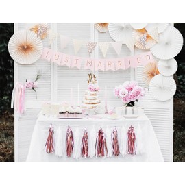 Party Deco Conf. 3 Round Paper Rosettes, White, Pack