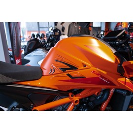 Tankpad Compatible with KTM 1390 Super Duke R Tank Protector Transparent X801905VA