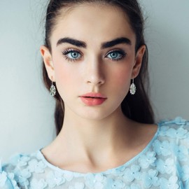 YL Women's Snowflake Earrings 925 Sterling Silver Blue Cubic Zirconia Dangle Earrings for Women, Silver, Cubic Zirconia