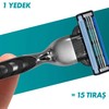 Gillette Mach3 razor blades for men, 8 pieces, mailbox-compatible packaging