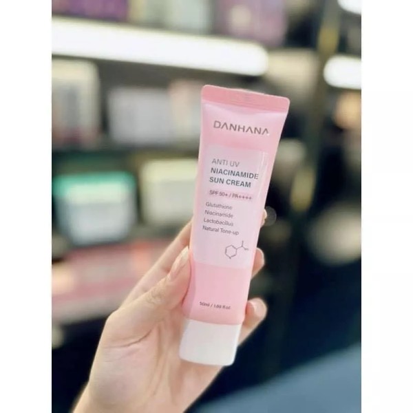 DANHANA DAHANA Anti UV Niacinamide Tone Up Sun Cream SPF50+/PA