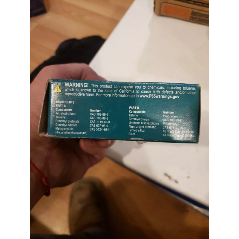 Congoleum SU106 Seam Sealer Kit with Applicator Bottle. (A)